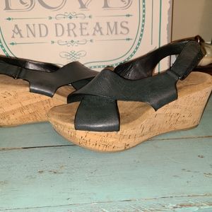 EUC Xappeal Black and Tan Wedge Sandals